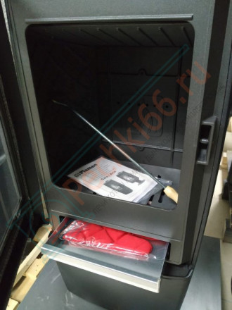 Чугунная печь-камин Gala черная (Plamen)